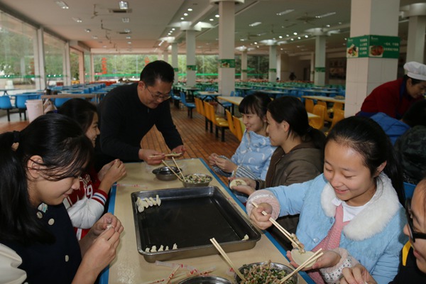 巴川中学【官网】校园是我家,温暖你我他